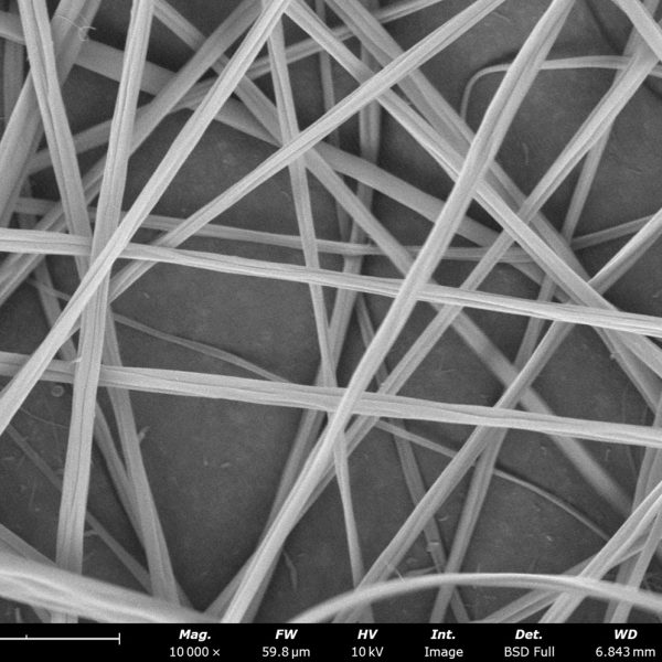 Cellulose acetate fibers made with acetone/acetic acid solvent blend